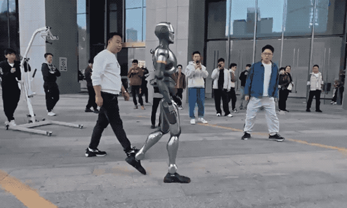 机推动中国
